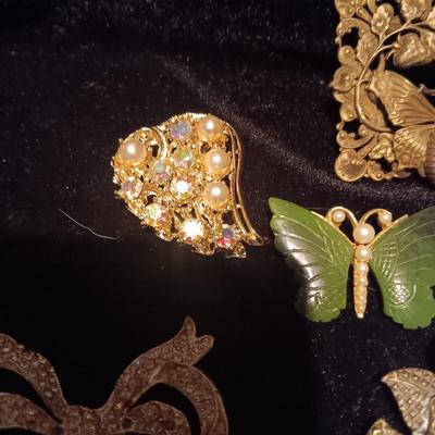 MOSTLY GOLD TONE BROOCHES WITH A JADE? BUTTERFLY