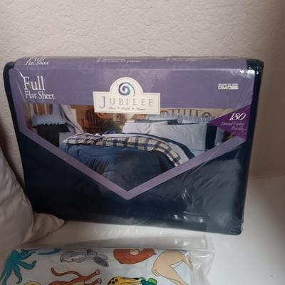 NEW FULL FLAT SHEET, FEATHERED THROW PILLOW AND 3 CRAFT KITS