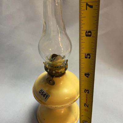 Hurricane lamp