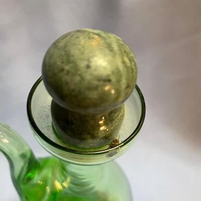 Vtg glass decanter