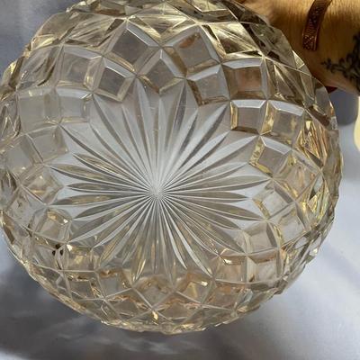 Hexagonal bowl