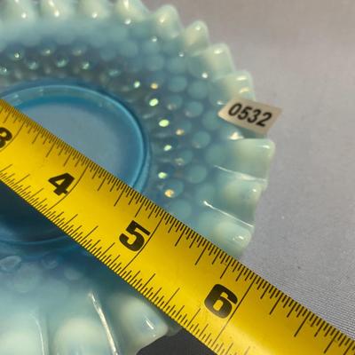 Opalescent hobnail pinch ribbon edge