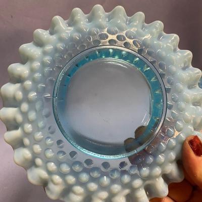 Opalescent hobnail pinch ribbon edge