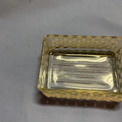 Fenton moonstone hobnail trinket box