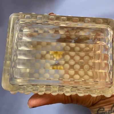 Fenton moonstone hobnail trinket box