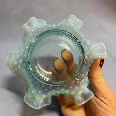 Fenton ruffled hobnail bowl