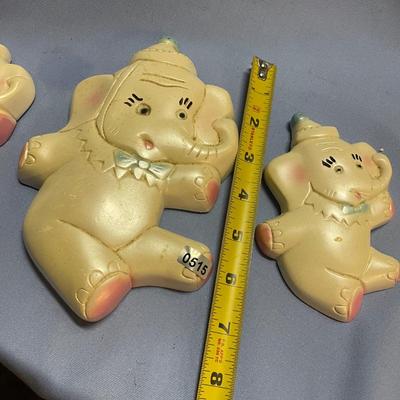 1950’s chalkware circus elephants