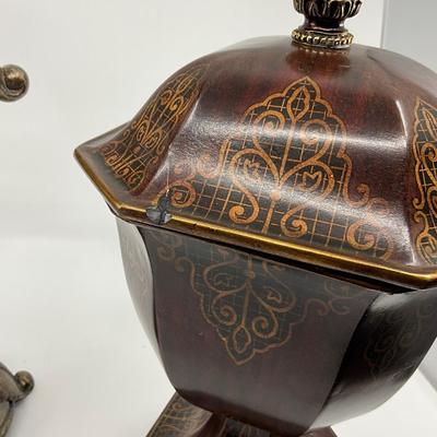 815 Galassi Italian Clock w/ Decorative Urn & Candlestick