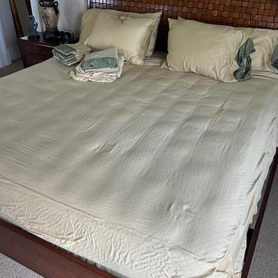 823 Royal Sateen Comforter Set with Two Sets of King Sheets