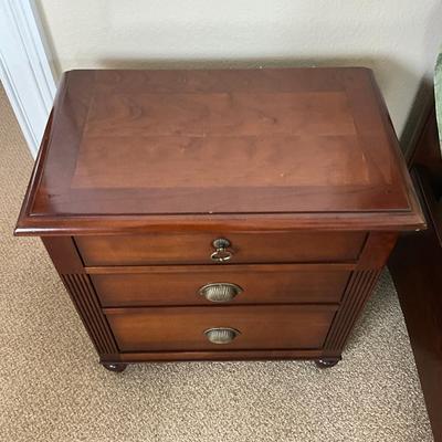 825 Pair of LANE Mahogany Nightstands