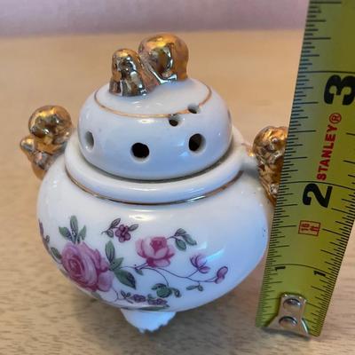 Oriental footed porcelain incense burner