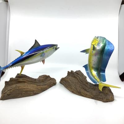 905 pair of Two Fish Carvings on Driftwood