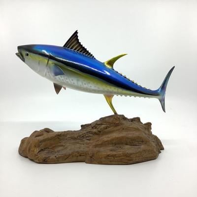 905 pair of Two Fish Carvings on Driftwood