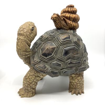 906 Turtle and Pelican Sculptures
