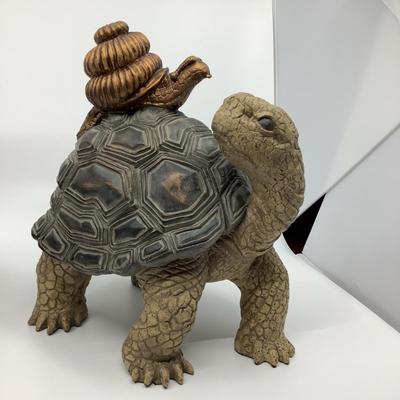 906 Turtle and Pelican Sculptures