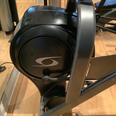 928 Cybex Elliptical Arc Trainer Model 610A