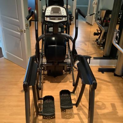 928 Cybex Elliptical Arc Trainer Model 610A