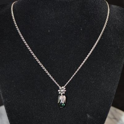 925 Sterling Green Glass Pendant w/ 925 Chain 18”, 2.4g
