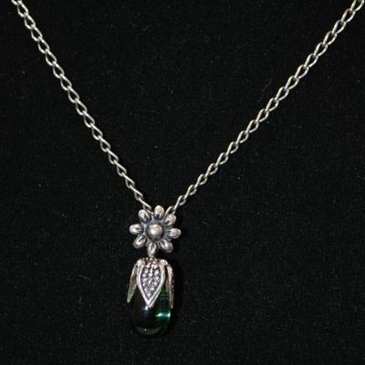 925 Sterling Green Glass Pendant w/ 925 Chain 18”, 2.4g