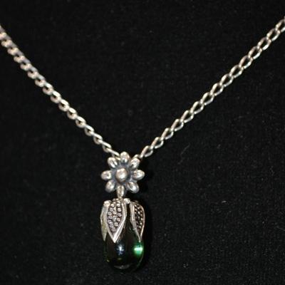 925 Sterling Green Glass Pendant w/ 925 Chain 18”, 2.4g