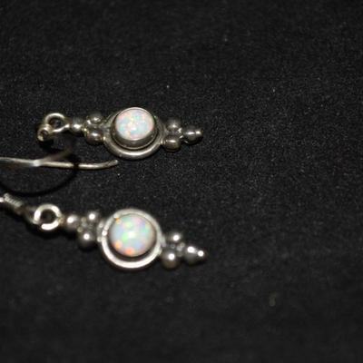 925 Sterling & Opal Drop Earrings 2.3g