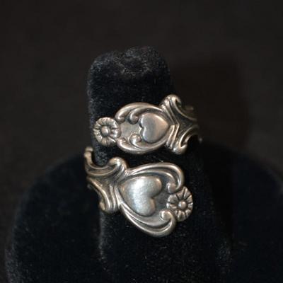 AVON Sterling Ring Size 7, 5.2g