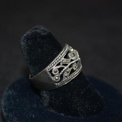 Vintage 925 Sterling Marcasite Filigree Ring Size 7, 3.6g