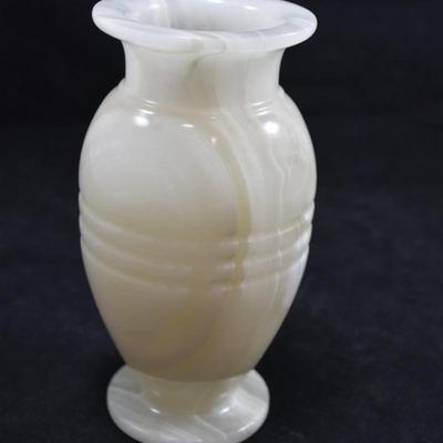 Creamy Onyx Vase 6”
