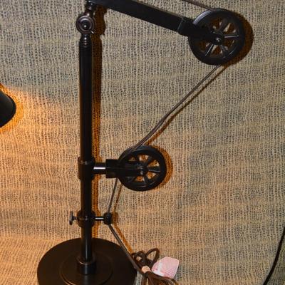 Modern Industrial Style Lamp