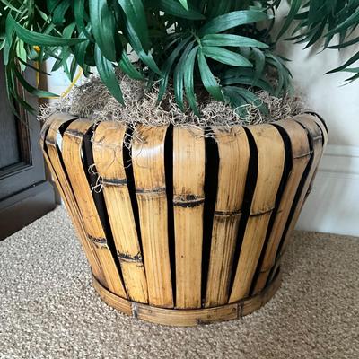 951 Artificial Plant in Rattan Basket