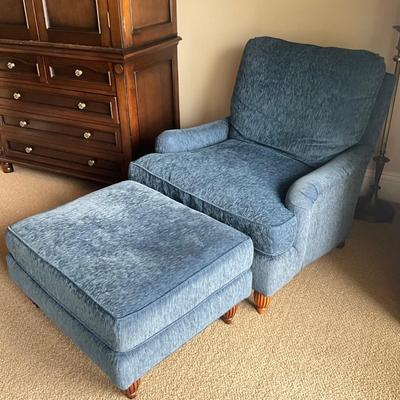 952 WLC Upholstered Chair and Ottoman