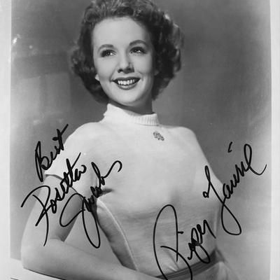 Piper Laurie signed photo