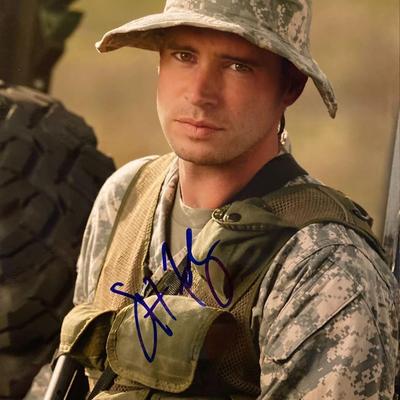 Scott Foley signed photo
