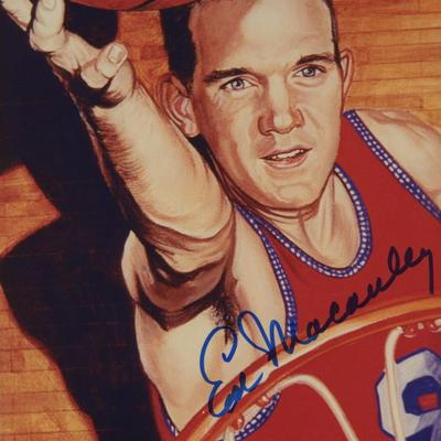 Ed Macauley signed photo