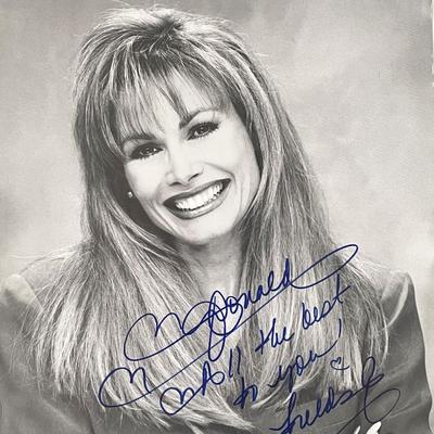 Debbi Fields signed photo