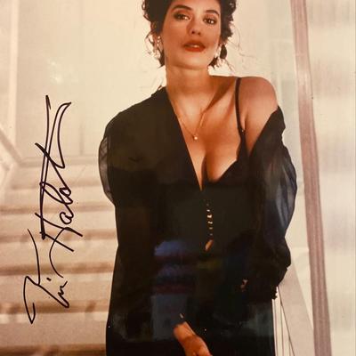 Teri Hatcher signed photo