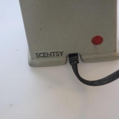 Scentsy Lot with warmer and bars