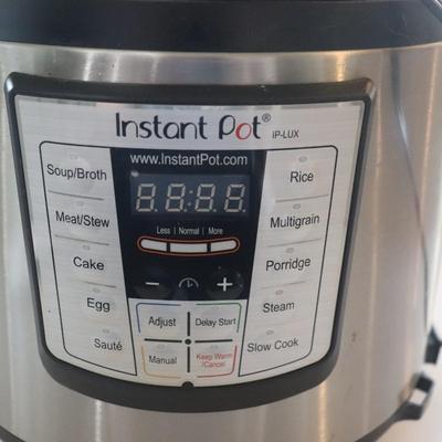 Instant Pot w/ Lid
