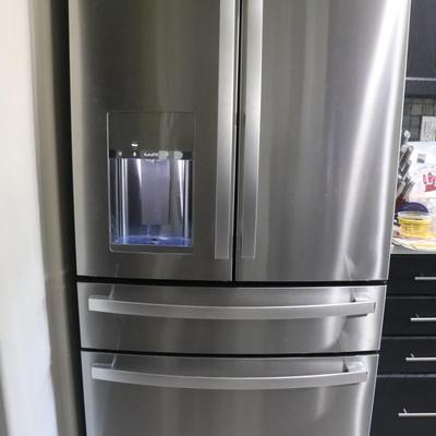 GE Profile 27.9 cu. ft. Smart 4-Door French Door Refrigerator with Door-in-Door in Fingerprint Resistant Stainless Steel (Less than a yr...