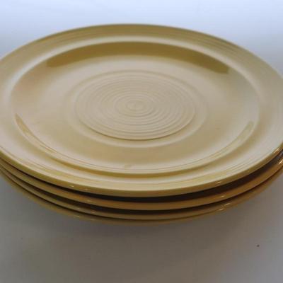 Lot of yellow dinner plate (4in total)