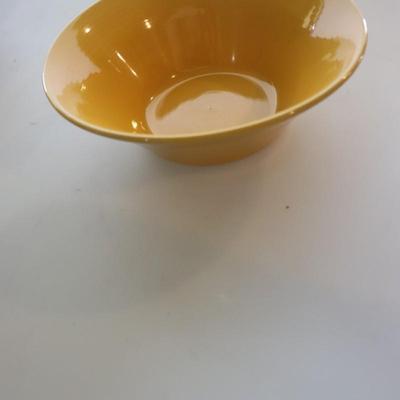 Lot of yellow bowls (3 in total)