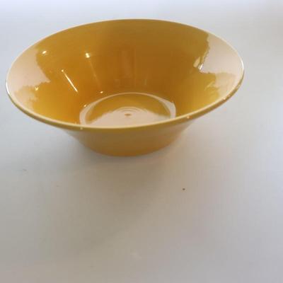 Lot of yellow bowls (3 in total)