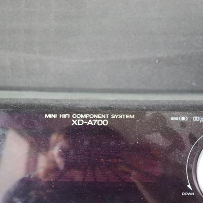 Kenwood 3 disc radio and speakers