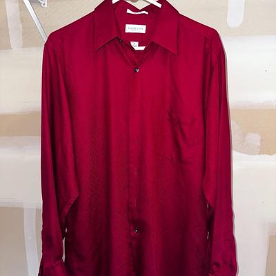 Van Heusen Shirt (Mens)