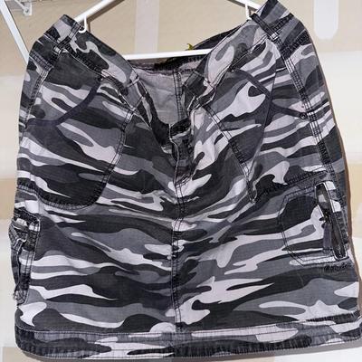 Women's pants lot (various of brands)