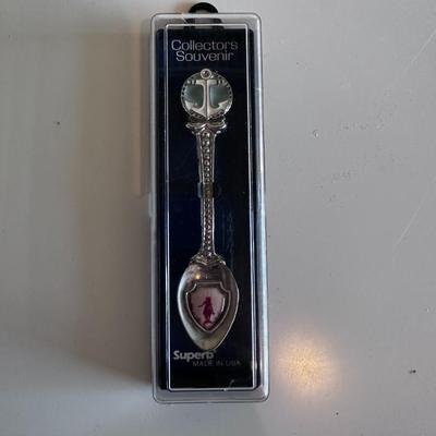souvenir spoons