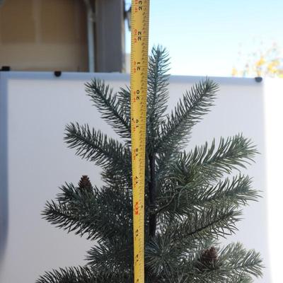 22"Christmas Tree (artifical)
