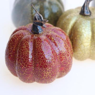 Lot of 6 fall pumpkins