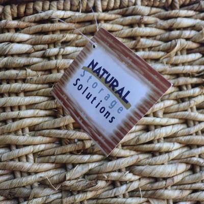 Two medium baskets with lid