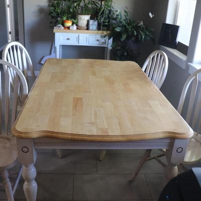 Farm Table with four chairs